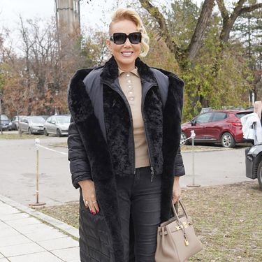 Lepa Brenda uoči snimanja novogodišnjeg programa