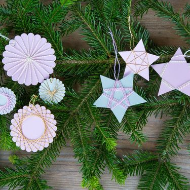 Božićni ukrasi od papira