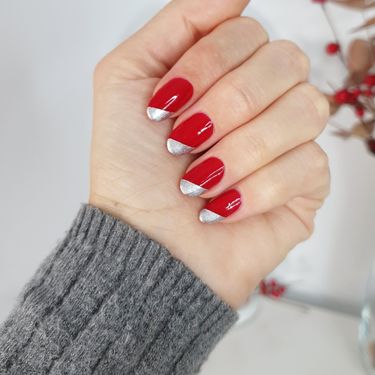 Manikure s motivima Božića