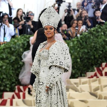 Rihanna na Met Gali 2018. godine