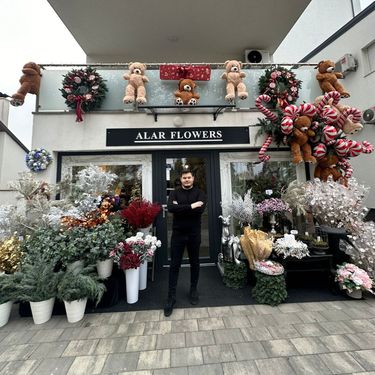 Božićno uređenje cvjećarnice u Velikoj Gorici - 2