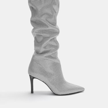 Pull&Bear, 89,99 eura