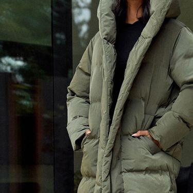 Tople dugačke jakne idealne su za prosinac (Next jakna, 135 eura)