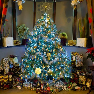 Šareni retro Božić opet je u trendu