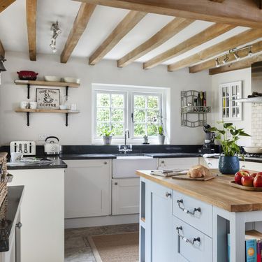 Kuhinje kao inspiracija za uređenje u 2025. godini - 25