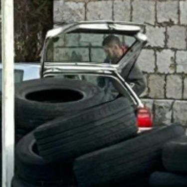 Improvizirano božićno drvce u Imotskom