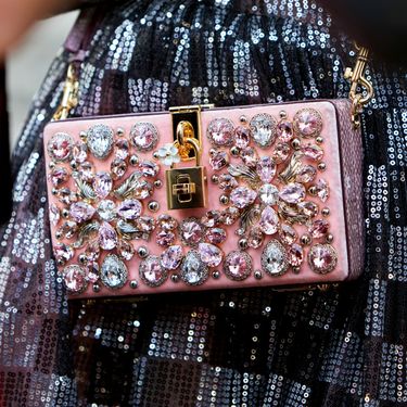 Glamurozna torbica bit će sjajan poklon za prijateljicu koja obožava ovaj modni dodatak