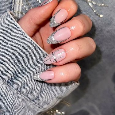 Svjetlucave manikure