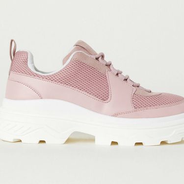 Modeli proljetnih tenisica za ljubiteljice tanjeg i debljeg đona - 2