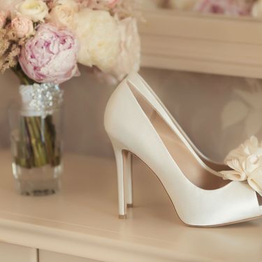 Štikle u nježnoj nijansi klasičan su izbor za vjenčanje