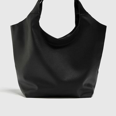 Pull&Bear, 22,99 eura