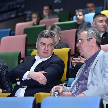 Sanja Musić Milanović i Zoran Milanović s redateljem Igorom Mirkovićem