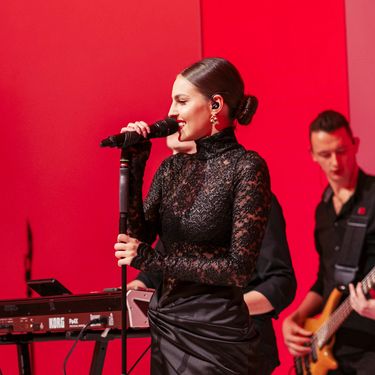 Džejla Ramović na svečanoj Vichyjevoj večeri