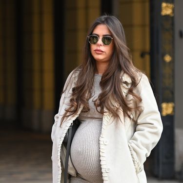 Šetnja Zagrebom u pletenoj haljini i papučama