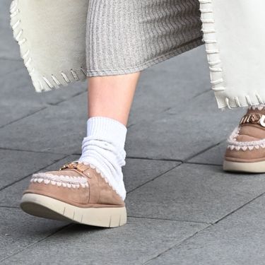 Šetnja Zagrebom u pletenoj haljini i papučama