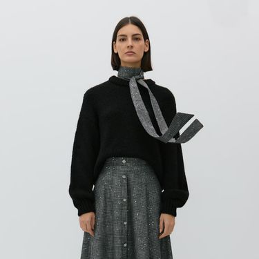 Reserved suknja, snižena cijena 27,99 eura (cijena prije sniženja 39,99 eura)