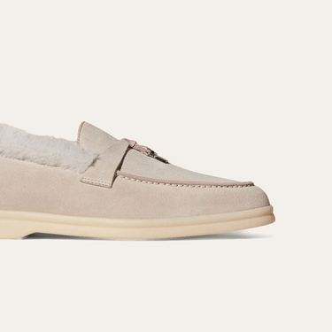 Loro Piana mokasine podstavljene krznom, 1850 eura - 1