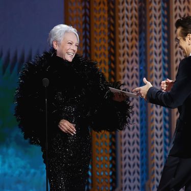 Jamie Lee Curtis u haljini modne kuće Dolce & Gabbana na dodjeli nagrada SAG u Los Angelesu - 2