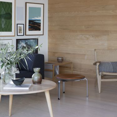 Vrlo minimalistički uređen stan - 8