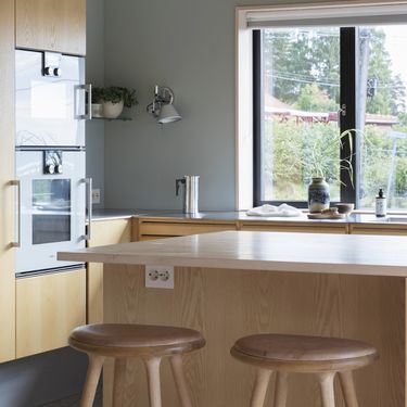 Vrlo minimalistički uređen stan - 10