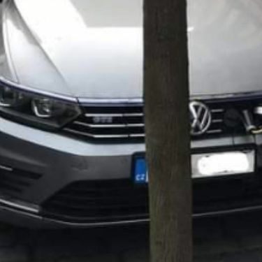 Punjenje automobila s drugog kata