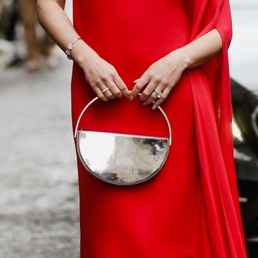 Haljine u jarkoj nijansi crvene boje bit će hit