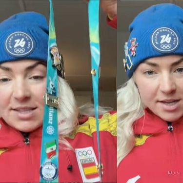 Španjolska klizačica koja pokazuje značke s Olimpijskih igara