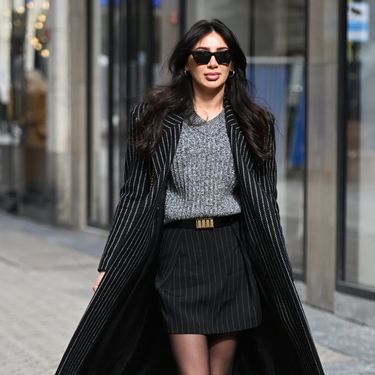 Zagrebačko izdanje u mini suknji na pruge