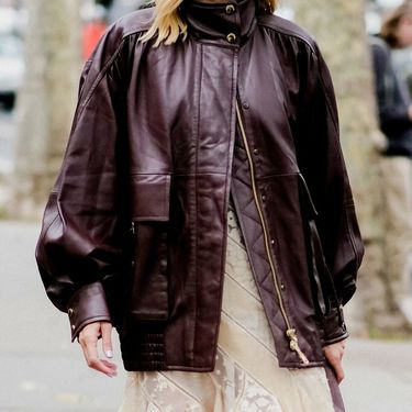 U trendu su predimenzionirane kožnate jakne