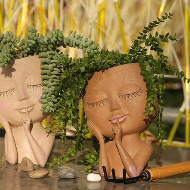 Vaza s AliExpressa u obliku glave