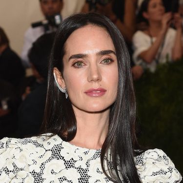 Najljepše crnokose slavne dame - 1