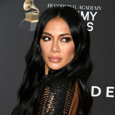 Najljepše crnokose slavne dame - 2