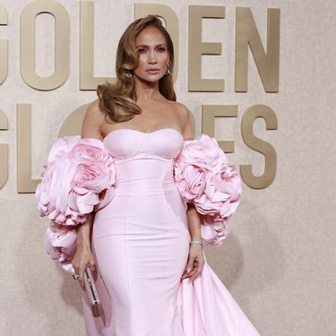 Jennifer Lopez u haljini Nicole + Felicia Couturea