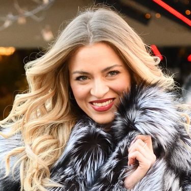 Street style izdanje ljepotice iz Zagreba u visokim čizmama