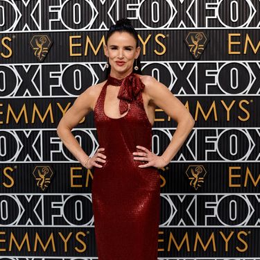 Haljine boje vina na 75. dodjeli nagrada Emmy
