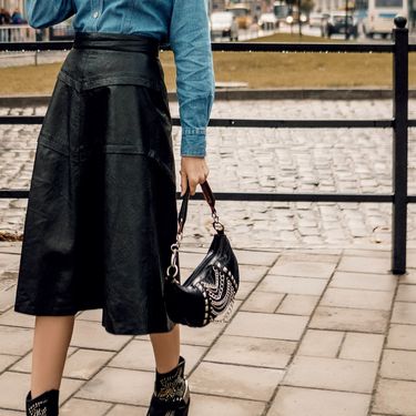 Na sniženju se mogu pronaći i kožnate suknje