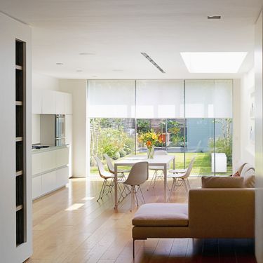 Staklena stijena u domu - 13