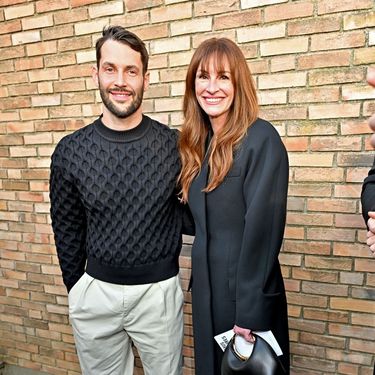 Simon Porte Jacquemus i Julia Roberts