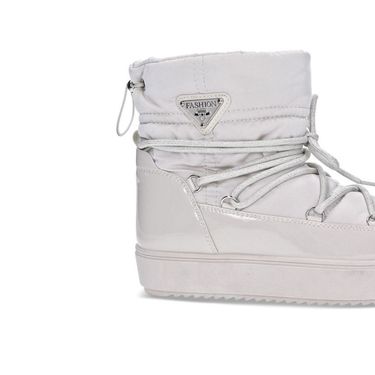 E.T. (Planet obuća), snižene s 39,90 na 31,92 eura