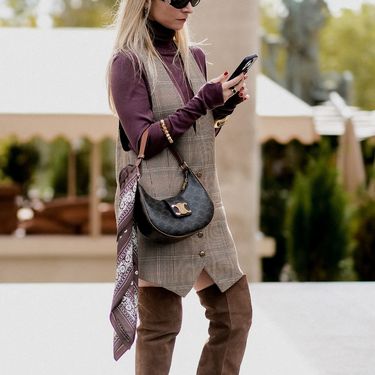 Visoke čizme u street style izdanju s Tjedna mode - 1