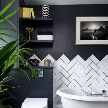 Crna boja u uređenju kupaonice - 1