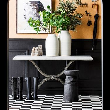 Crna boja u uređenju predsoblja - 3