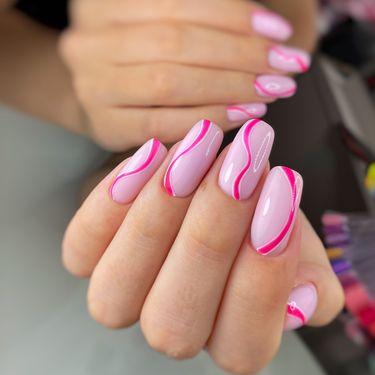 Ružičasta manikura