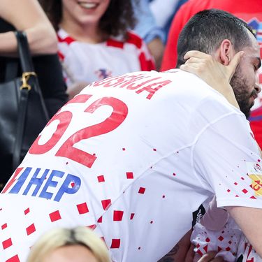 Najdirljivije fotografije naših rukometaša nakon utakmice s Mađarskom - 6
