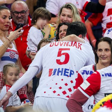 Najdirljivije fotografije naših rukometaša nakon utakmice s Mađarskom - 10