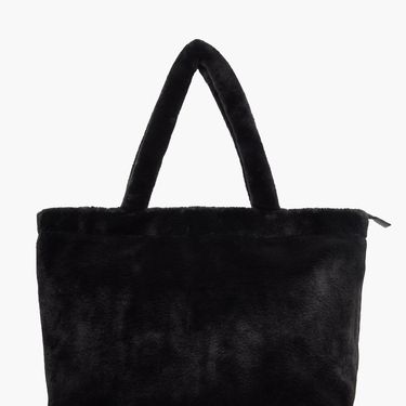 Graceland (Deichmann), snižena cijena 13,99 eura (cijena prije sniženja 19,99 eura)