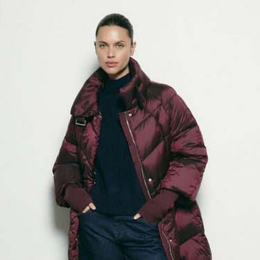 Reserved jakna, snižena cijena 59,99 eura (cijena prije sniženja 79,99 eura)