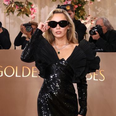 Miley Cyrus u haljini modne kuće Saint Laurent