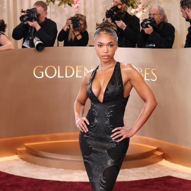 Lori Harvey (Roberto Cavalli)