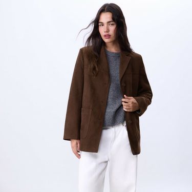 Stradivarius, snižen s 45,99 na 39,99 eura